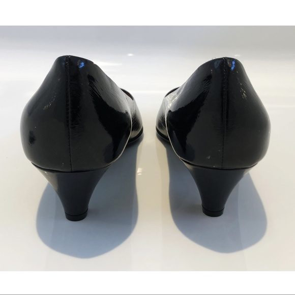Marc by Marc Jacobs Black Leather Pumps Size 7 - Picture 4 of 8